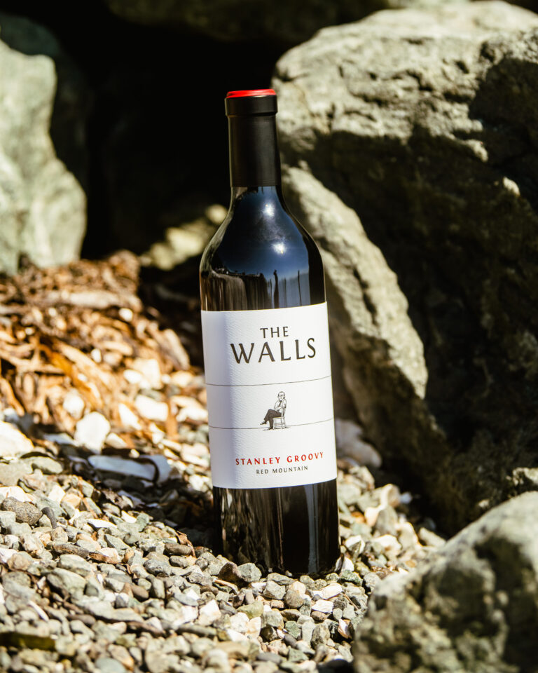 The Walls Red Blend Stanley Groovy 2019